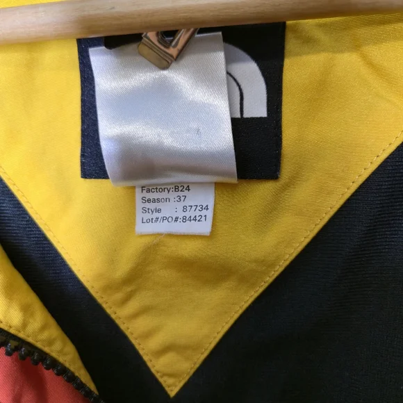 North Face Ladies Extreme Light Yellow Black Hooded Jacket Size 12 - Picture 14 of 15